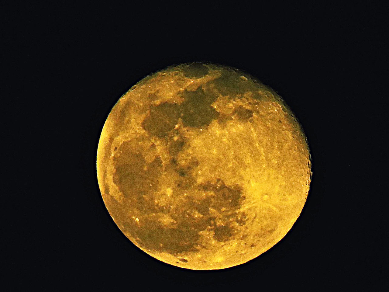 SCENIC VIEW OF MOON AGAINST SKY