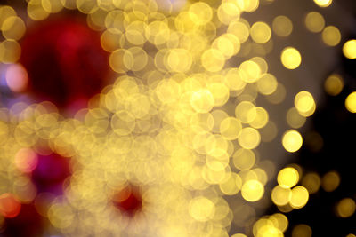 Defocused image of illuminated christmas lights