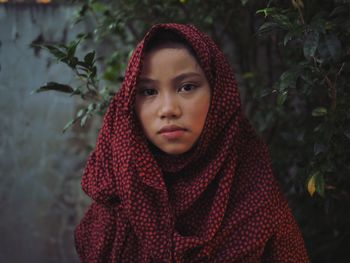 Close-up portrait of young woman