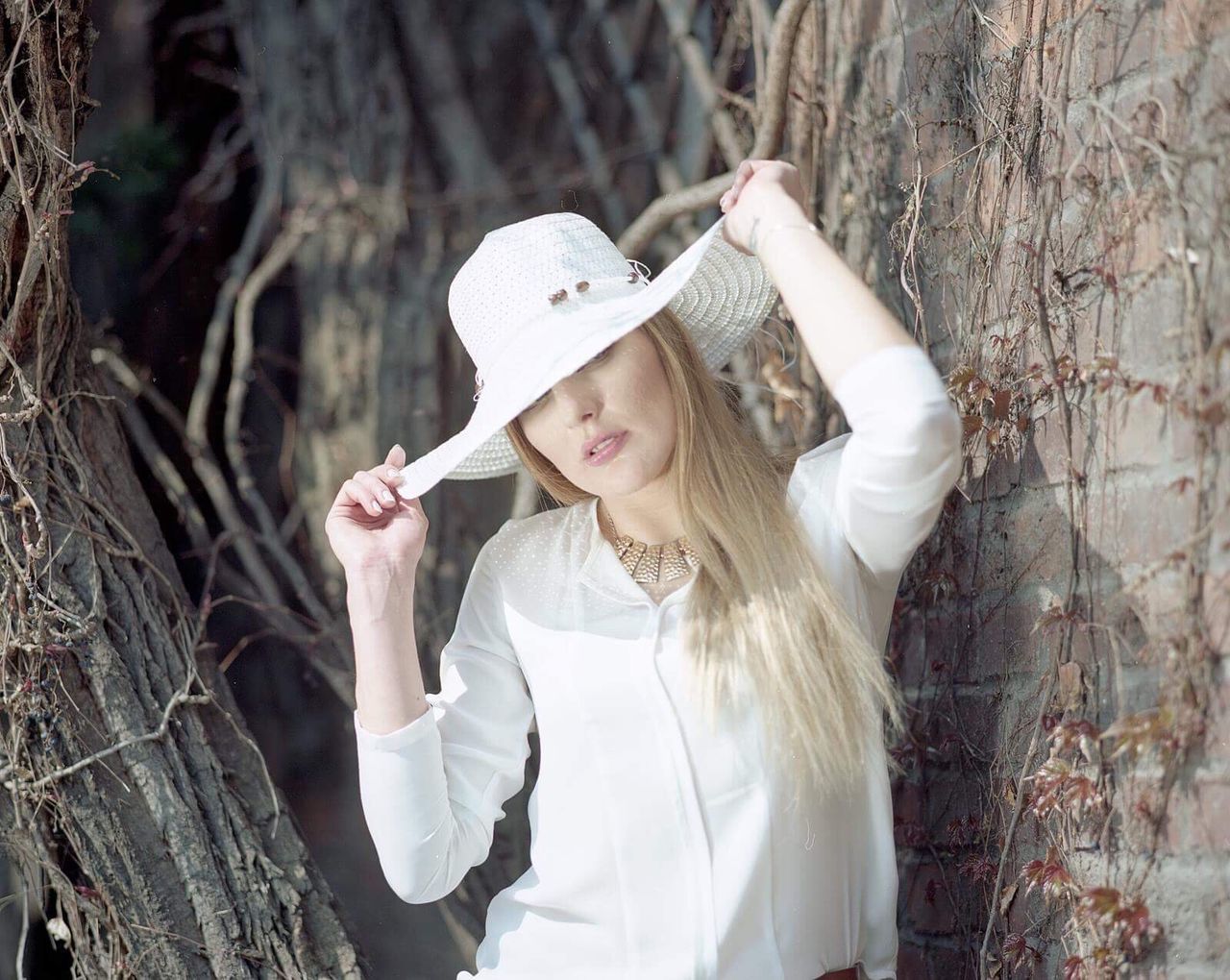 blond hair, young adult, one woman only, only women, long hair, adult, adults only, one person, beauty, crown, beautiful woman, arts culture and entertainment, people, portrait, one young woman only, young women, day, outdoors, nature