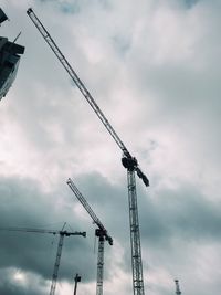 crane - construction machinery