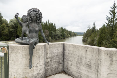 sculpture
