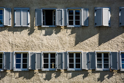 Windows in brixen italy