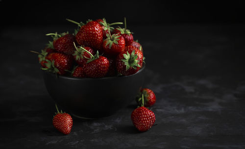 Close-up of strawberries in bowl