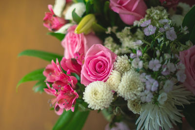 Close-up of pink rose bouquet