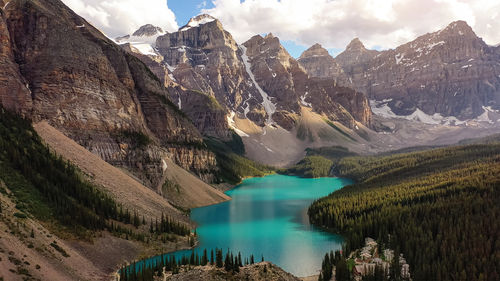 Moraine lake in banff national park, canada, valley of the ten peaks. inspirational screensaver