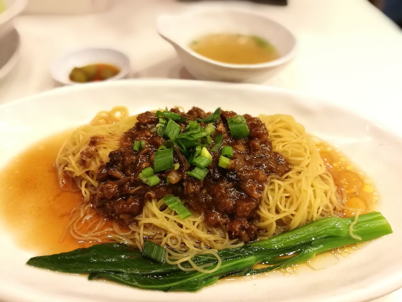 HIGH ANGLE VIEW OF SERVED FOOD ON TABLE