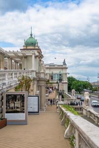 Budapest, hungary 18.08.2021. buda castle palace in budapest, hungary, on a summer day