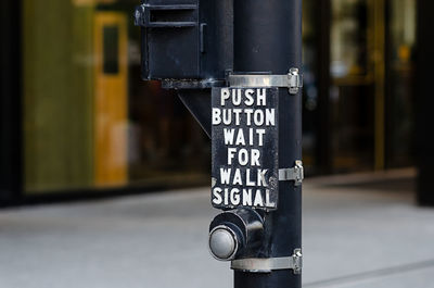 Push button on a traffic light
