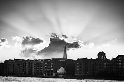 Panoramic view of city against sky