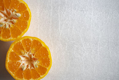 Close-up of orange slices