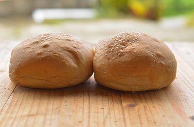 Close-up of bread on cutting board