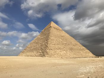 Great pyramids of giza