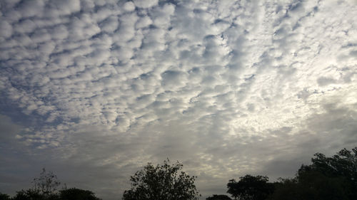 Low angle view of cloudy sky