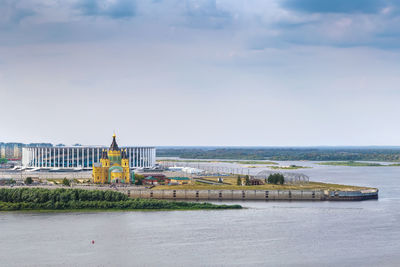 View of the confluence of the oka and volga rivers, nizhny novgorod, russia