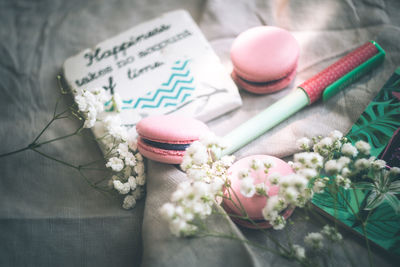 Close-up of pink flowers on table