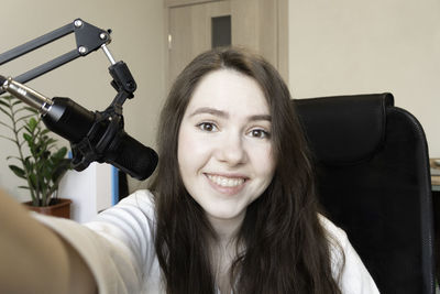 Portrait of a smiling young woman