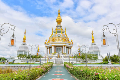 View of cathedral against sky