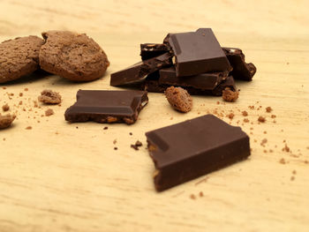 Close-up of chocolate cake on table