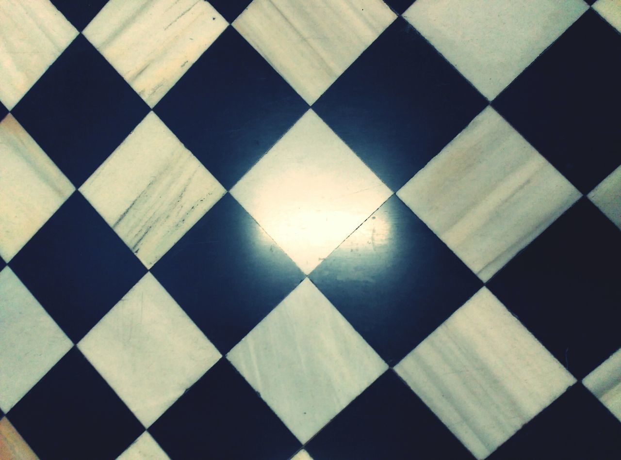 Geometric floor