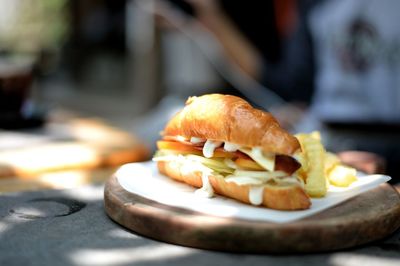 Close-up of bread in plate on table