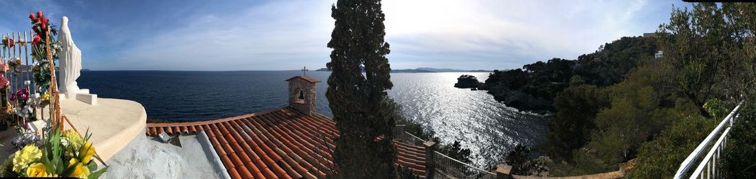 Panoramic view of sea against sky