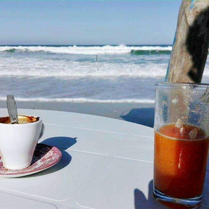 sea, drink, beach, drinking glass, food and drink, refreshment, water, horizon over water, day, vacations, no people, outdoors, nature, close-up, freshness, food, sky