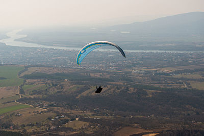 Pararglider in hungary