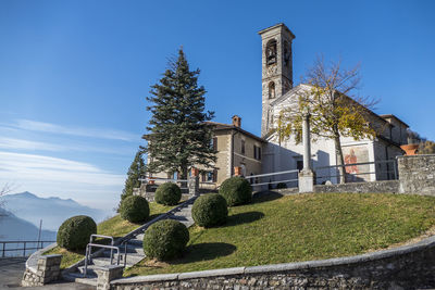 Church in brè