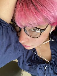 Portrait of a woman wearing eyeglasses