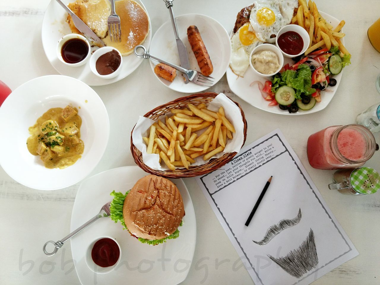 HIGH ANGLE VIEW OF FOOD SERVED ON TABLE