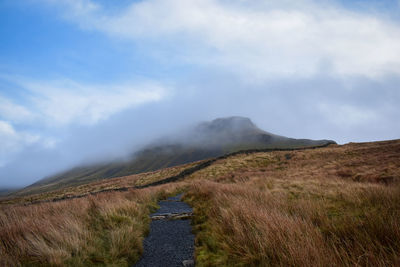 Pen-y-Ghent in