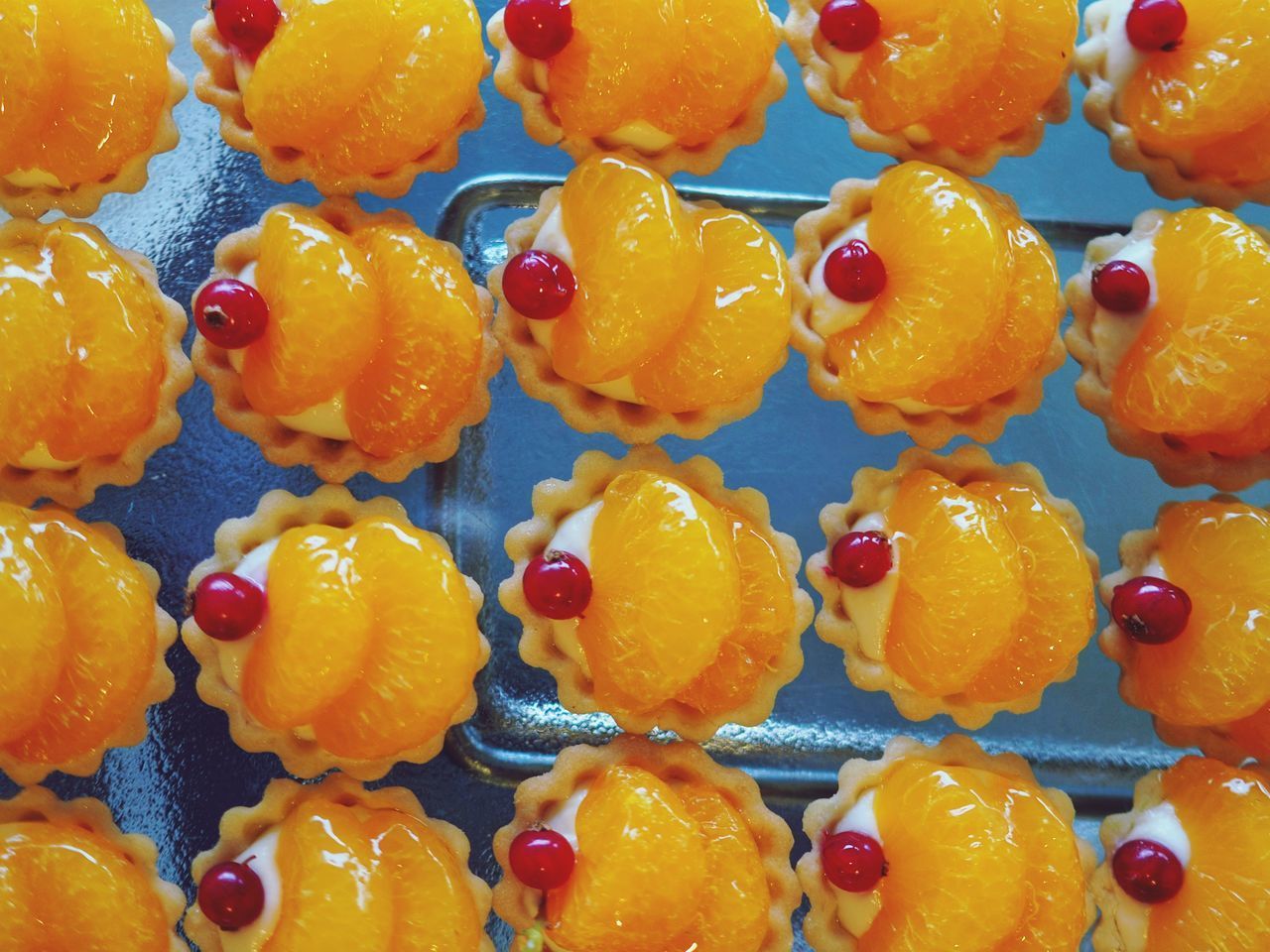 FULL FRAME SHOT OF FRUITS IN MARKET