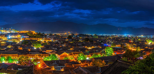 Panorama top view scene of ancient lijiang old town at twilight time, is the historical center 