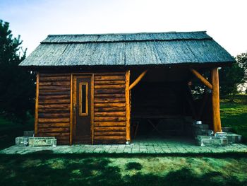 Exterior of house against sky