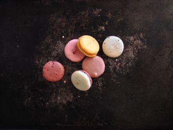 Directly above view of macaroons on table