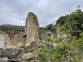 ruins