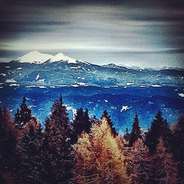 snow, winter, cold temperature, season, mountain, tranquil scene, weather, scenics, tranquility, beauty in nature, snowcapped mountain, sky, landscape, nature, mountain range, covering, non-urban scene, tree, cloud - sky, frozen