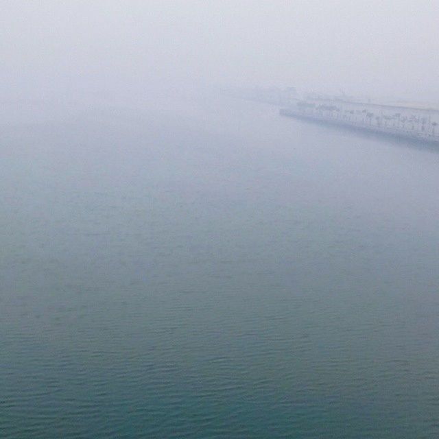 water, waterfront, fog, foggy, tranquil scene, tranquility, scenics, sea, beauty in nature, copy space, nature, lake, river, weather, idyllic, rippled, day, outdoors, no people