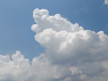 Low angle view of clouds in sky