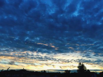 Low angle view of cloudy sky