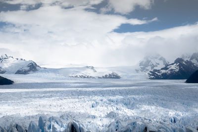 Perito moreno glacier