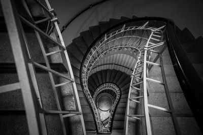 Spiral staircase