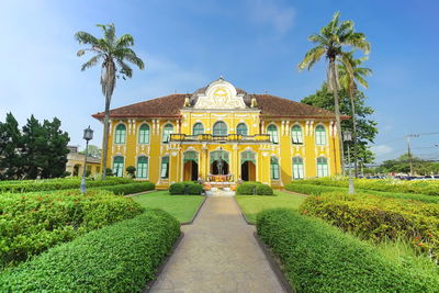 View of garden with building in background