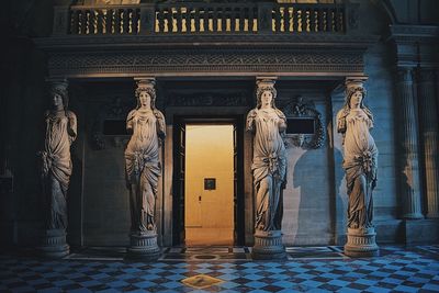 Statue of buddha