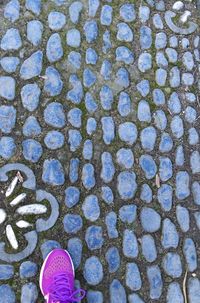 Stone wall against sky