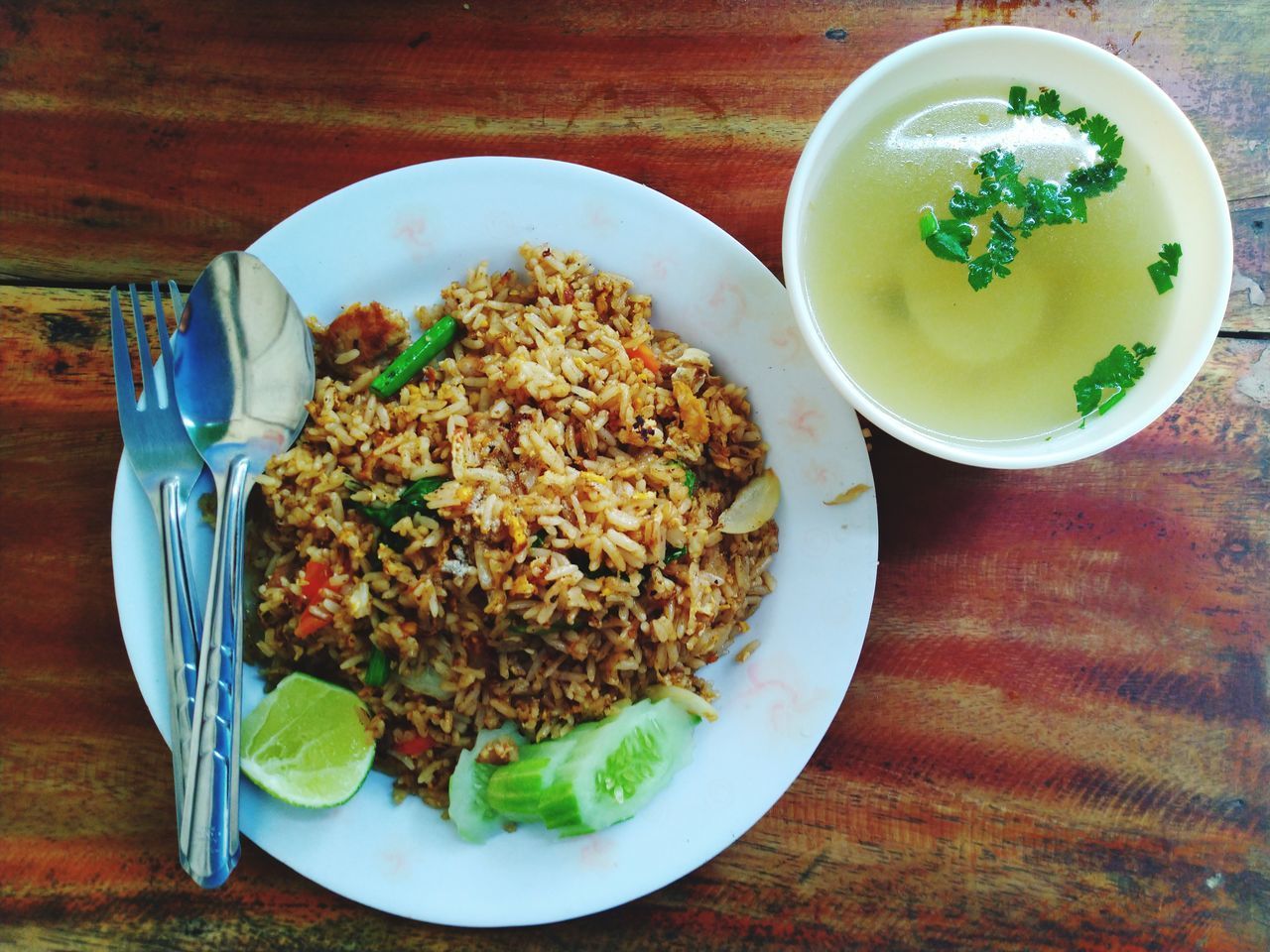 HIGH ANGLE VIEW OF MEAL SERVED IN PLATE