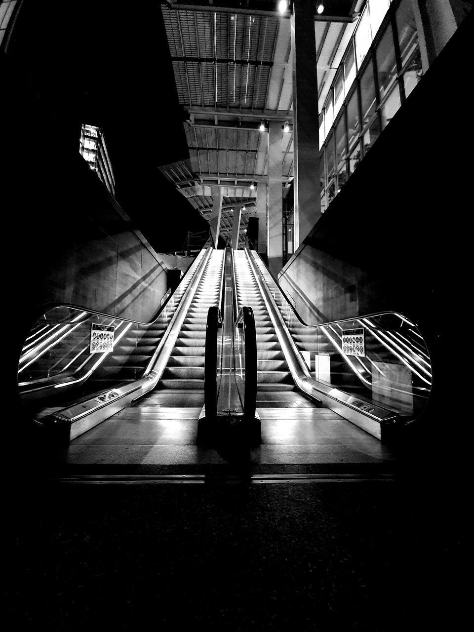 VIEW OF ESCALATOR