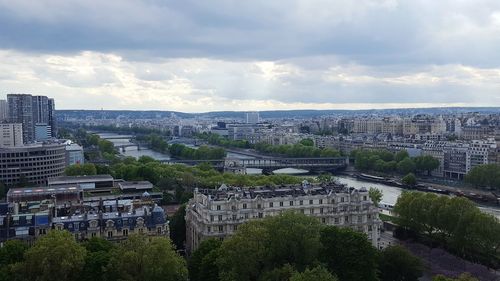 Panoramic view of cityscape against sky