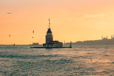 Maiden's tower at sunset in istanbul